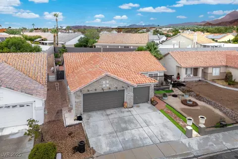 9513 Glengarry Dr, Las Vegas, NV 89129