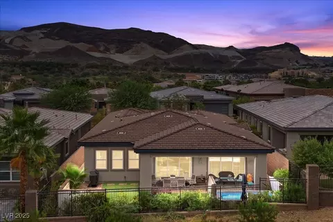 12 Reflection Cove Dr, Henderson, NV 89011