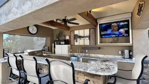8175 Arville St #401, Las Vegas, NV 89139