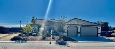 401 Olive Branch Ln, Pahrump, NV 89048