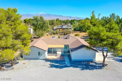 71 Union Pacific St, Pahrump, NV 89060