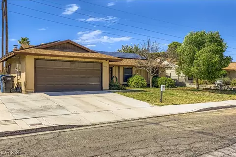 1919 Niblick Cir, Las Vegas, NV 89142