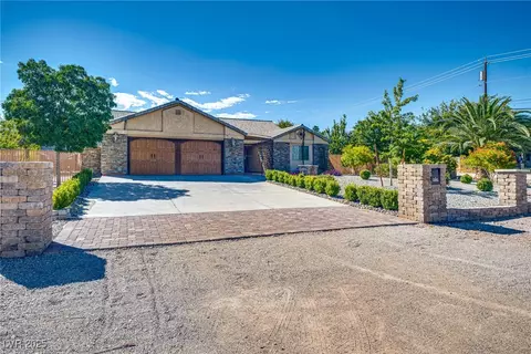 5685 N Campbell Rd, Las Vegas, NV 89149