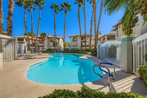 6800 Elm Creek Dr #103, Las Vegas, NV 89108