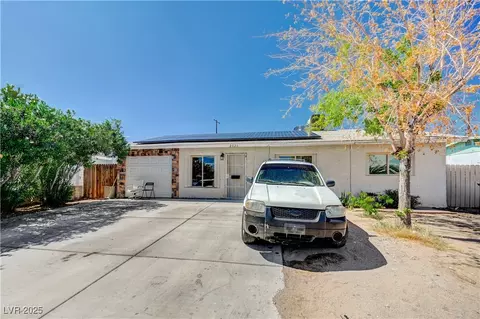 2821 Bassler St, North Las Vegas, NV 89030