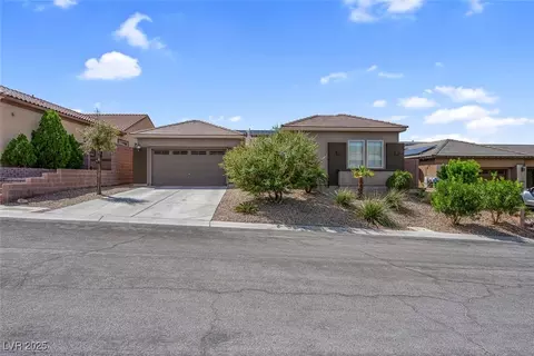 2685 Paris Amour St, Henderson, NV 89044