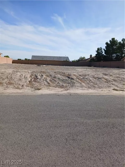 4671 Stonebridge Ct, Pahrump, NV 89061