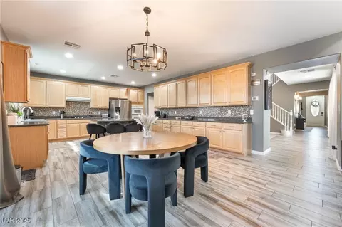 3713 Hawkeye Falls Ave, North Las Vegas, NV 89085