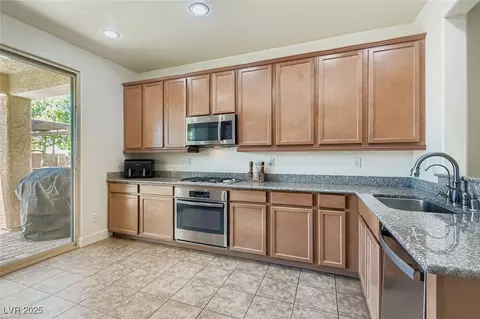 229 Moonshot St, Henderson, NV 89074 photo 13