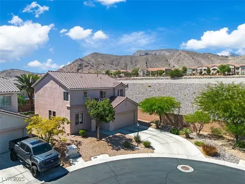 10485 Canyon Cliff Ct, Las Vegas, NV 89129