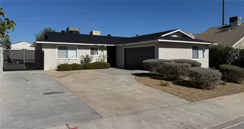 8204 Charles Turk Dr, Las Vegas, NV 89145