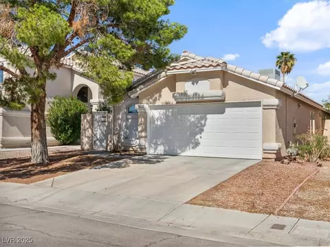 5714 Roundrock Dr, Las Vegas, NV 89142