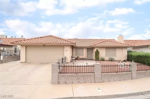 371 Morning View Dr, Henderson, NV 89015