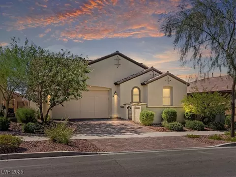 472 Cadence View Way, Henderson, NV 89011