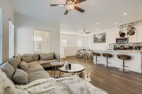 275 Callen Falls Ave #2125, Henderson, NV 89011