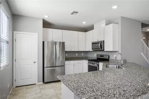7990 Formitch Ct, Las Vegas, NV 89166