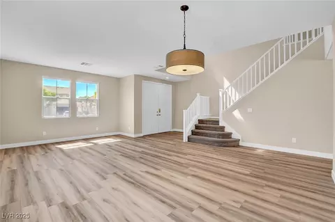 5834 Toofer Winds Ct, Las Vegas, NV 89131