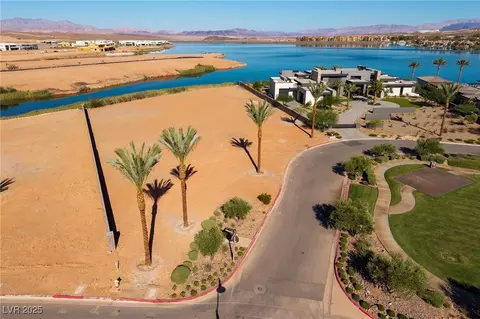 6 Sunrise Beach Cir, Henderson, NV 89011