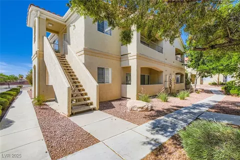 1881 W Alexander Rd #1092, North Las Vegas, NV 89032