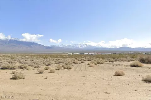 460 E Interceptor Dr, Pahrump, NV 89060