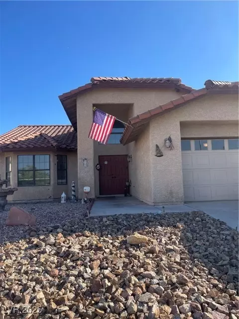 8229 Ducharme Ave, Las Vegas, NV 89145