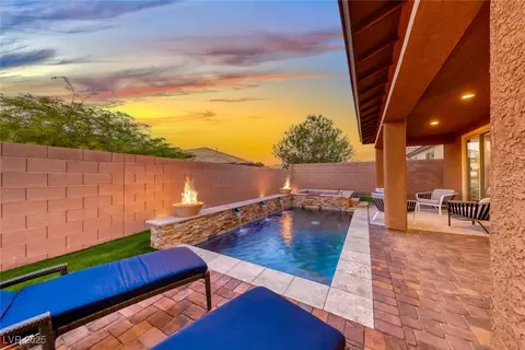 529 Cadence View Way, Henderson, NV 89011