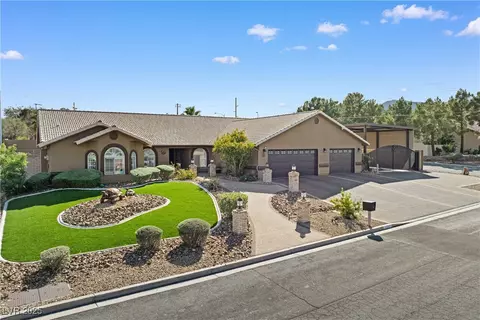 301 E Chaparral Dr, Henderson, NV 89015