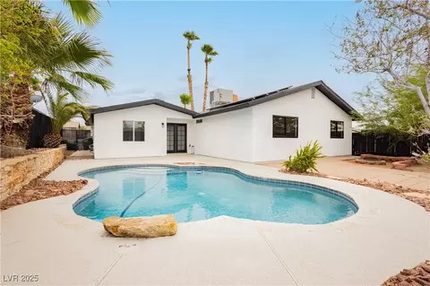249 Kirk Ave, Henderson, NV 89015