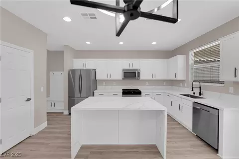 147 Augusta Course Ave, Las Vegas, NV 89148