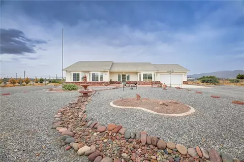 591 Chickadee Ct, Pahrump, NV 89048