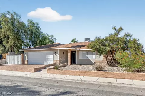 4332 Del Santos Dr, Las Vegas, NV 89121