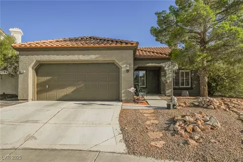 1424 Country Hollow Dr, Las Vegas, NV 89117