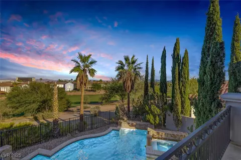 2068 Orchard Mist St, Las Vegas, NV 89135