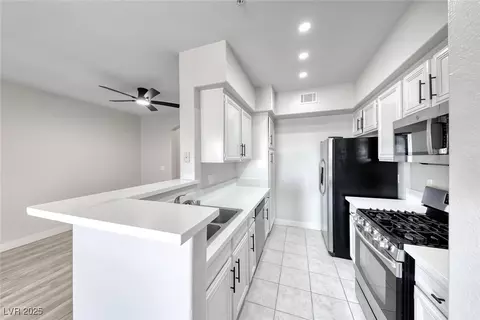7127 S Durango Dr #306, Las Vegas, NV 89113