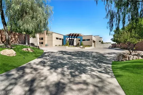 10 Ridge Blossom Rd, Las Vegas, NV 89135