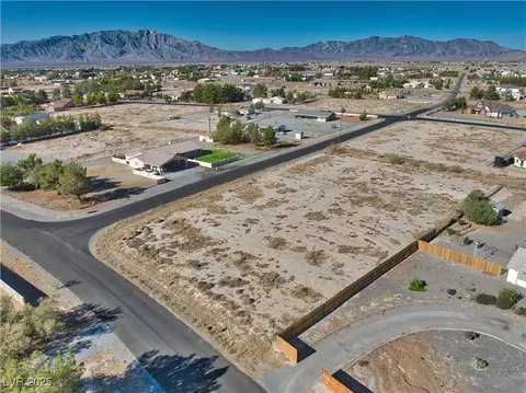 2180 River Plate Dr, Pahrump, NV 89048