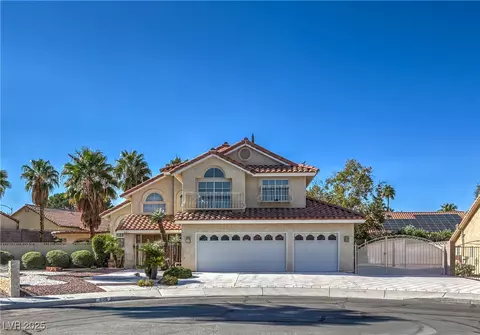 805 Overview Dr, Las Vegas, NV 89145