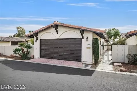 2499 Swan Ln, Las Vegas, NV 89121