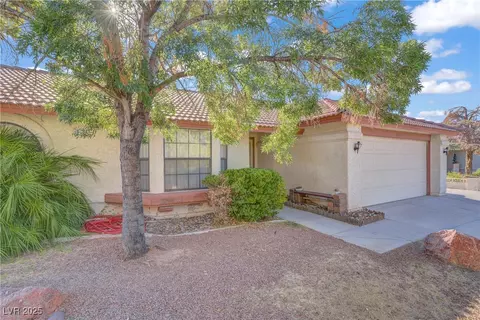 6225 Minerva Dr, Las Vegas, NV 89130