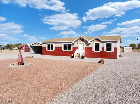 1080 Rockaway Ln, Pahrump, NV 89048