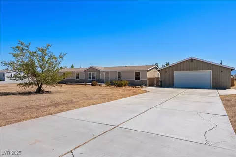 2381 Guinn Ct, Pahrump, NV 89060