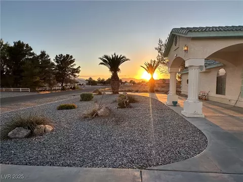 1250 Cavalry St, Pahrump, NV 89048