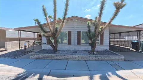 5541 Tres Piedras Rd, Las Vegas, NV 89122