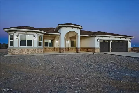 9091 S Raymond St, Pahrump, NV 89048