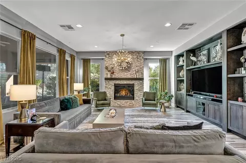 104 Contrada Fiore Dr, Henderson, NV 89011