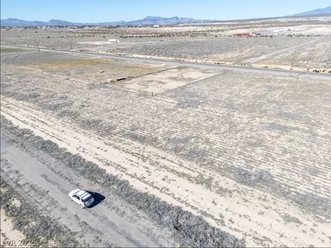5120 E Roger St, Pahrump, NV 89048