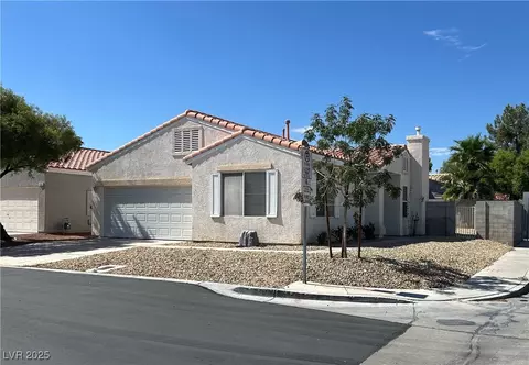 999 Country Skies Ave, Las Vegas, NV 89123
