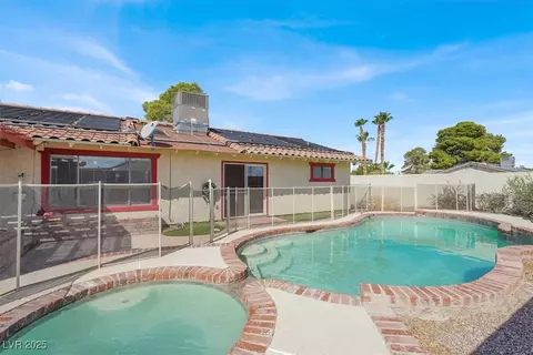 4596 Eureka St, Las Vegas, NV 89103