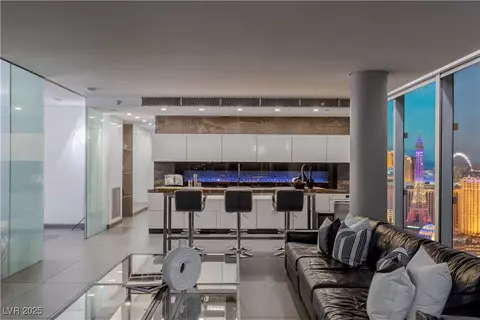 3726 Las Vegas Blvd #3306, Las Vegas, NV 89158
