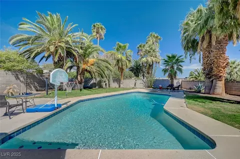 4030 E Twain Ave, Las Vegas, NV 89121